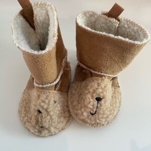 Baby Gap | Bear Winter Booties | 0-3 mo | Infant